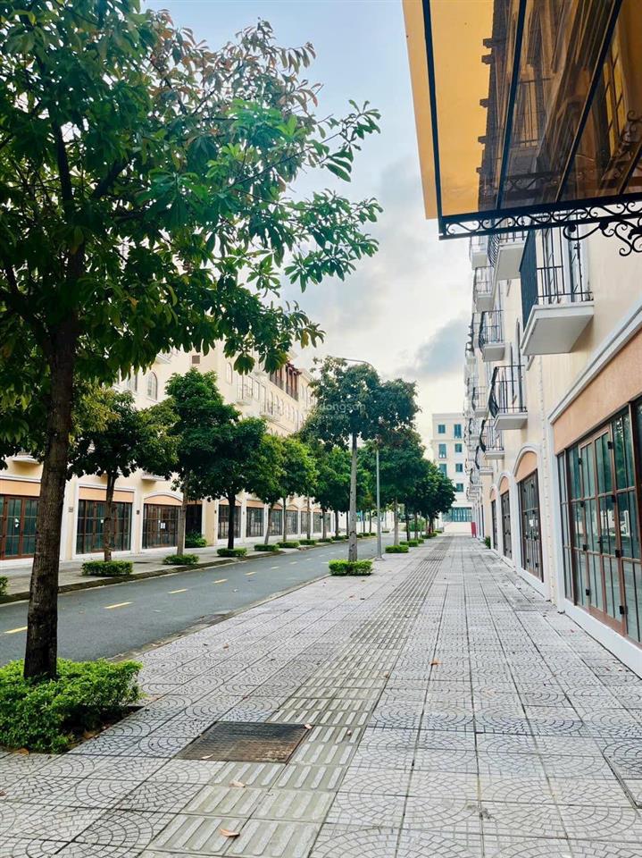 Shophouse new an thới phú quốc cho thuê thô 1 cặp góc