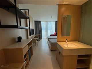 Bán gấp căn hộ the arena cam ranh view biển tầng 9 tòa light a giá chỉ 1,050 tỷ.