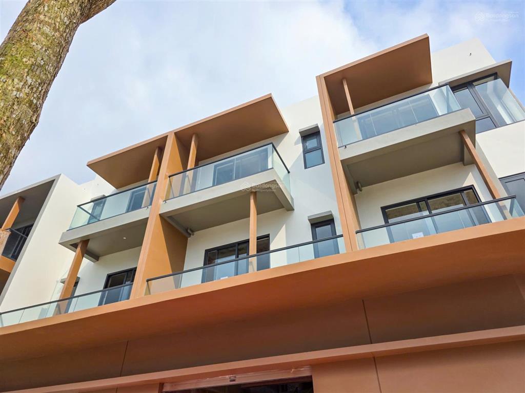 Bán nhà phố suncasa square vsip 2  tt 30% nhận nhà vào ở và 2027 mới tt tiếp, giá chỉ 3,67 tỷ