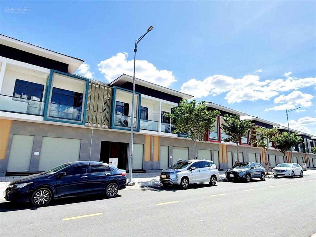 Shopvilla suncasa  mặt tiền 7m đối diện quỹ đất 5,2ha tiện ích sun casa central  tt 30% nhận nhà