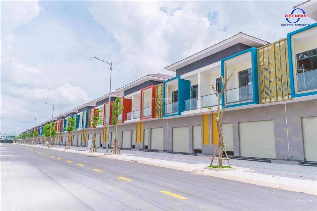 Shopvilla suncasa  mặt tiền 7m đối diện quỹ đất 5,2ha tiện ích sun casa central  tt 30% nhận nhà