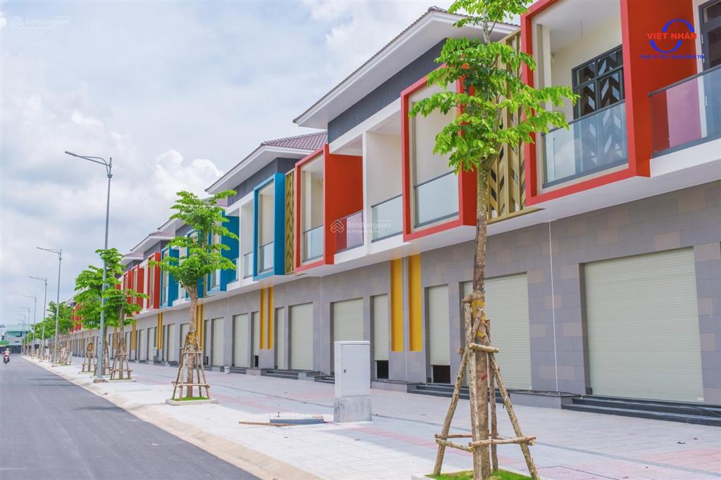 Shopvilla suncasa  mặt tiền 7m đối diện quỹ đất 5,2ha tiện ích sun casa central  tt 30% nhận nhà
