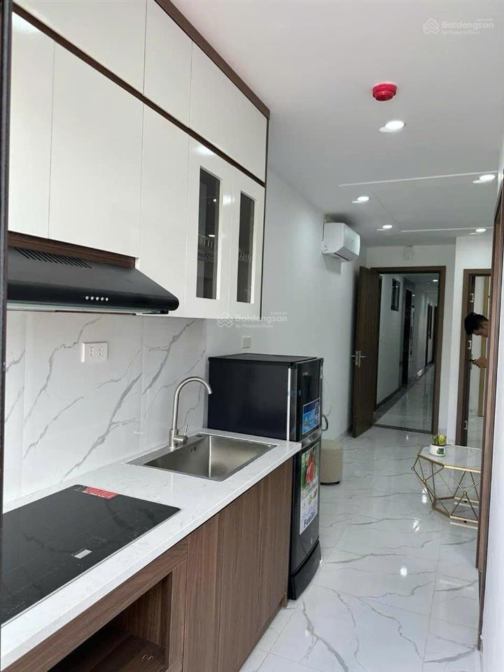Cho thuê căn hộ 2n1k lạc long quân tây hồ 8 triệu