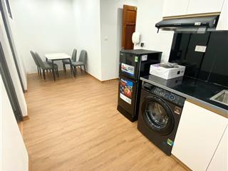 Cho thuê phòng 2n1k vip mặt phố vũ tông phan 9,5 triệu