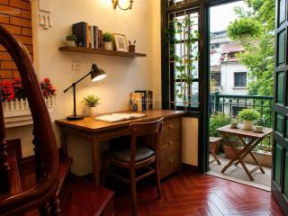 Cho thuê căn hộ 2n1k hoàng hoa thám ba đình 9 triệu