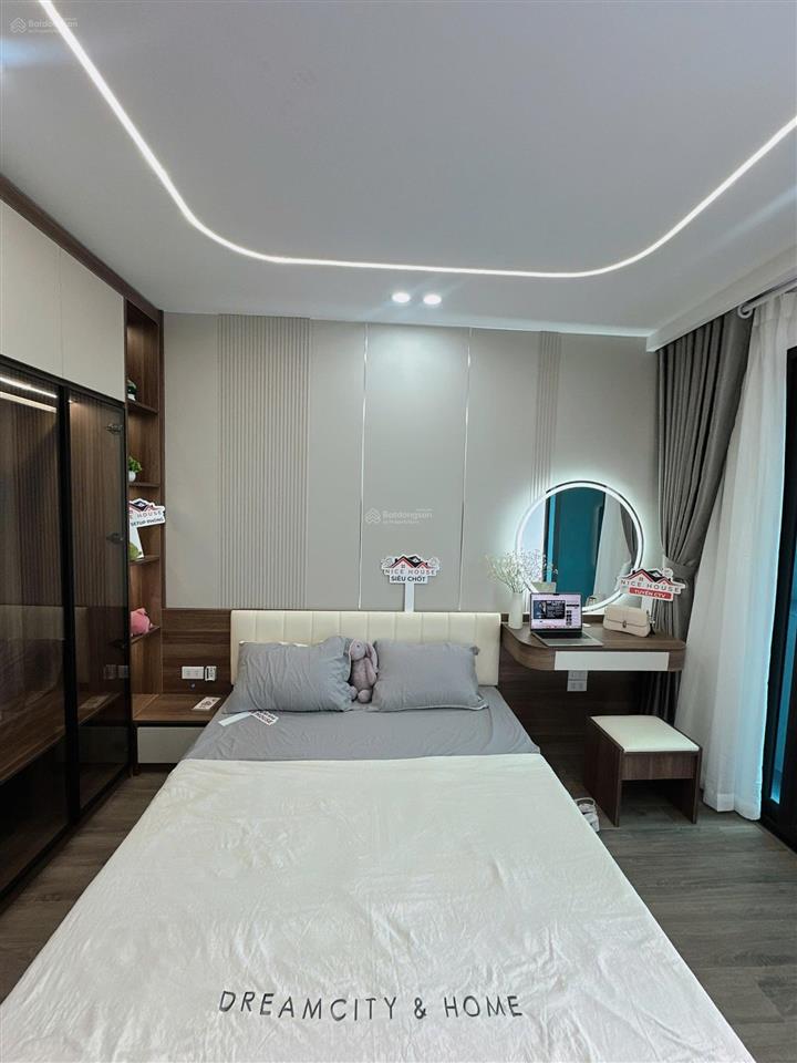 Cho thuê căn hộ 2 ngủ nguyễn hoàng cầu giấy 9,9 triệu
