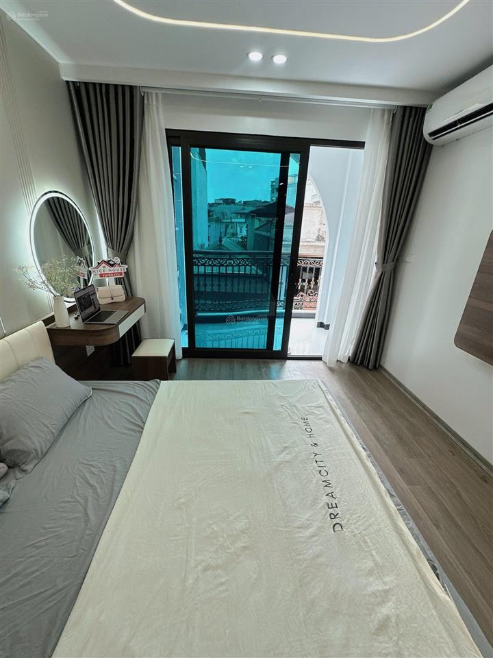 Cho thuê căn hộ 2 ngủ nguyễn hoàng cầu giấy 9,9 triệu
