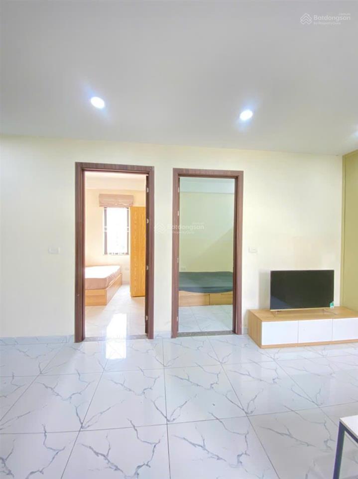 2 ngủ, 1 khách tại đê la thành, đống đa 60m2, 9,5 triệu/th