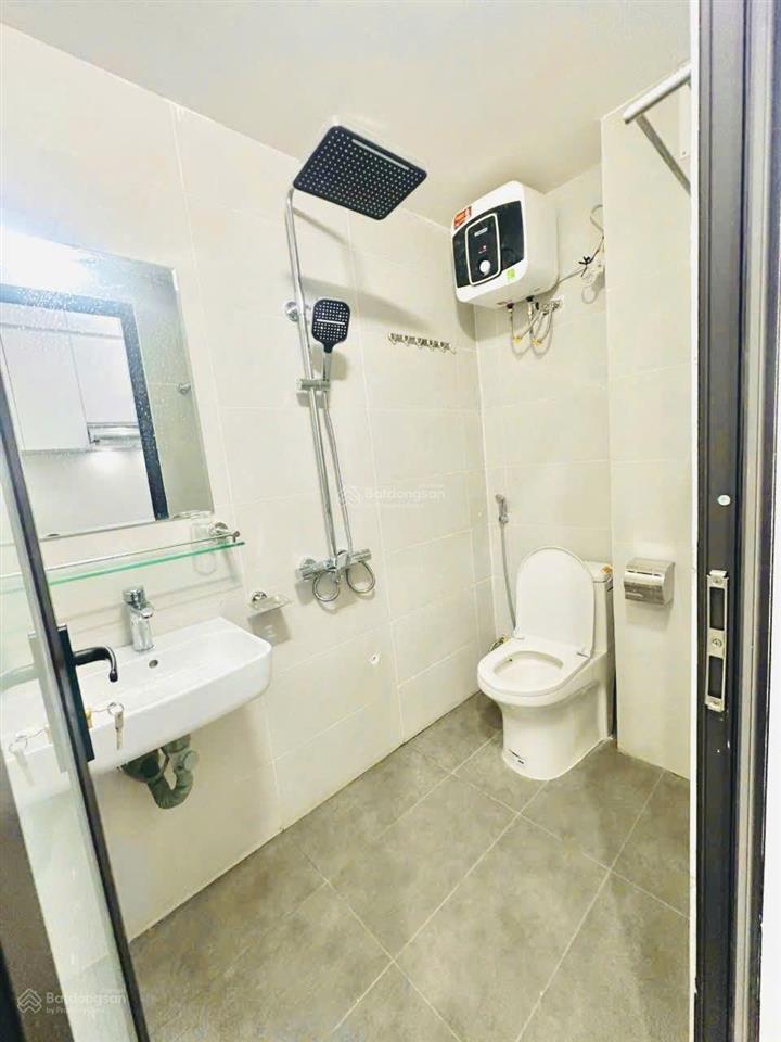 Cho thuê căn hộ 2 ngủ 1 khách 1 gác xép hà đông, 6,8 triệu/tháng