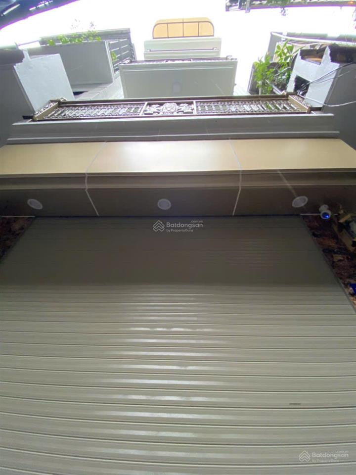 Bán nhà tại ngõ 622 minh khai dt 38m2x6 tầng, gần time city giá 14,8 tỷ.  0983 873 ***
