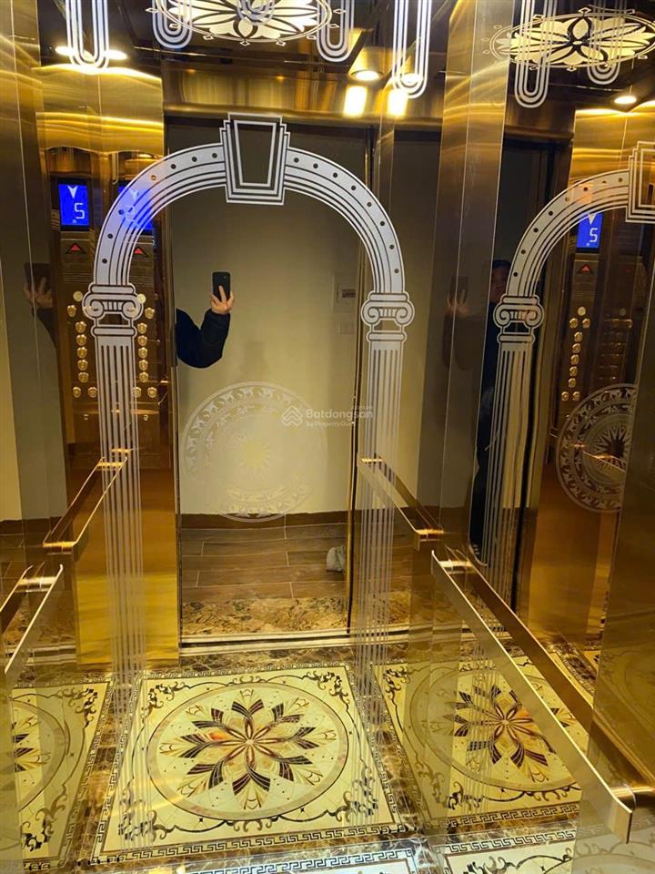 Bán nhà tại ngõ 622 minh khai dt 38m2x6 tầng, gần time city giá 14,8 tỷ.  0983 873 ***