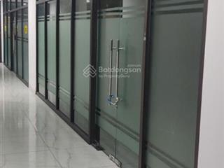 Cần bán căn thương mại tầng 3 phương đông green số 1 trần thủ độ, giá 7.7 tỷ.  0983 873 ***