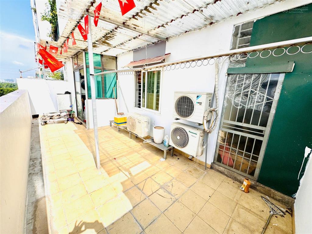 Bán cc dt 66m² 2pn 2wc tại chung cư vật tư du lịch  8 trần thủ độ, chỉ 4.7 tỷ.  0983 873 ***