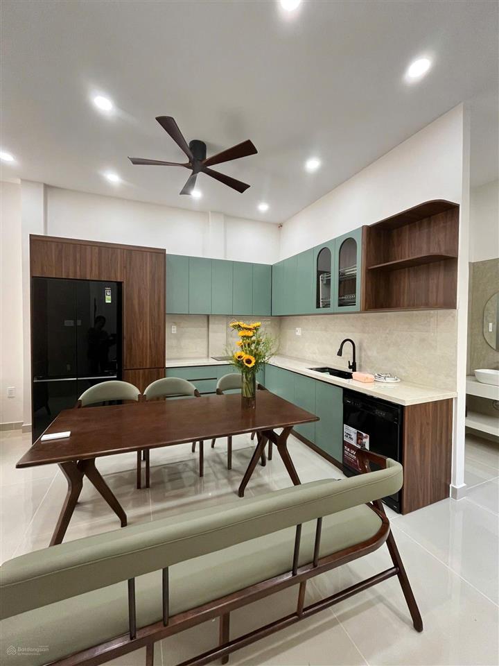 Nhân  nhà đẹp 3 tầng mặt đường đồng nai. đầy đủ công năng