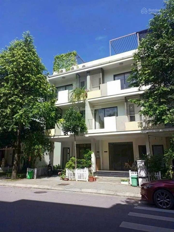 Bt vinhomes thăng long lô góc  bt 177.1m2 giá rẻ
