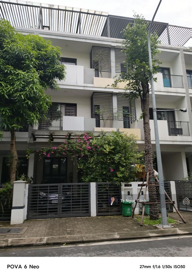 Bán nhanh căn liền kề vinhomes view vườn hoa giá tốt