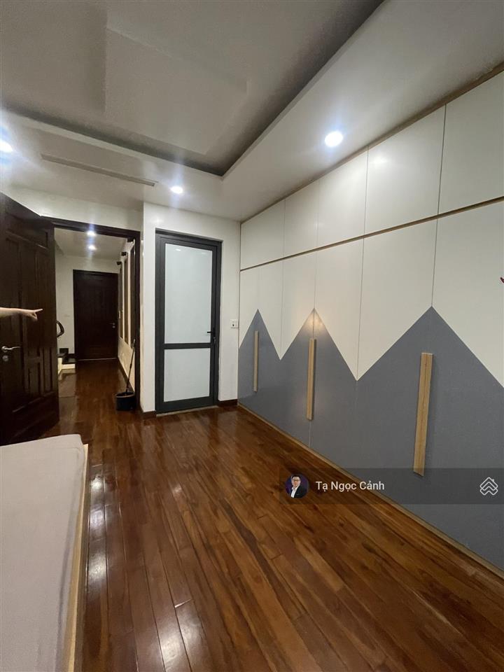 Cho thuê biệt thự 255m2, giá chỉ 25 triệu/thang
