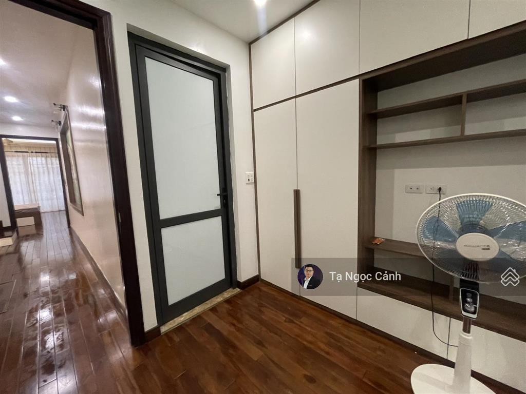 Cho thuê biệt thự 255m2, giá chỉ 25 triệu/thang