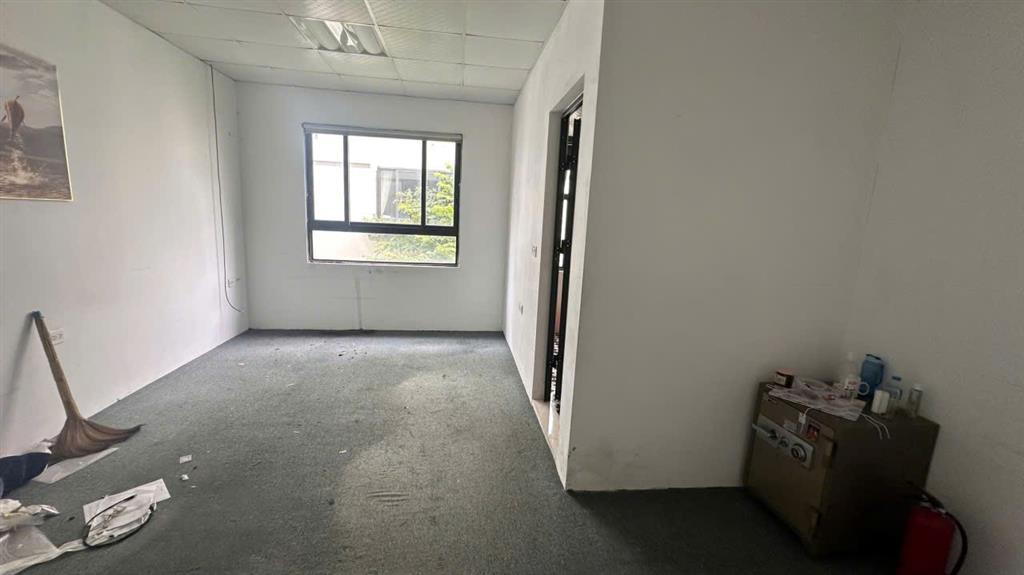 Cho thuê nhà biệt thự 155m2 chỉ 18 triệu