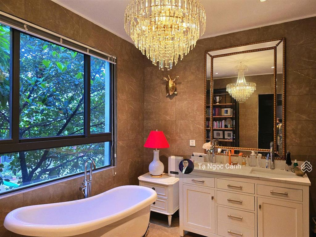 Bán nhanh biệt thự hoàn thiện nội thất cao cấp giá chỉ 27,x tỷ