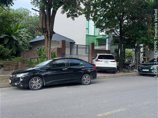 E phúc gia lâm  cho thuê trục chính đường nguyễn khiêm ích  gia lâm  140m2