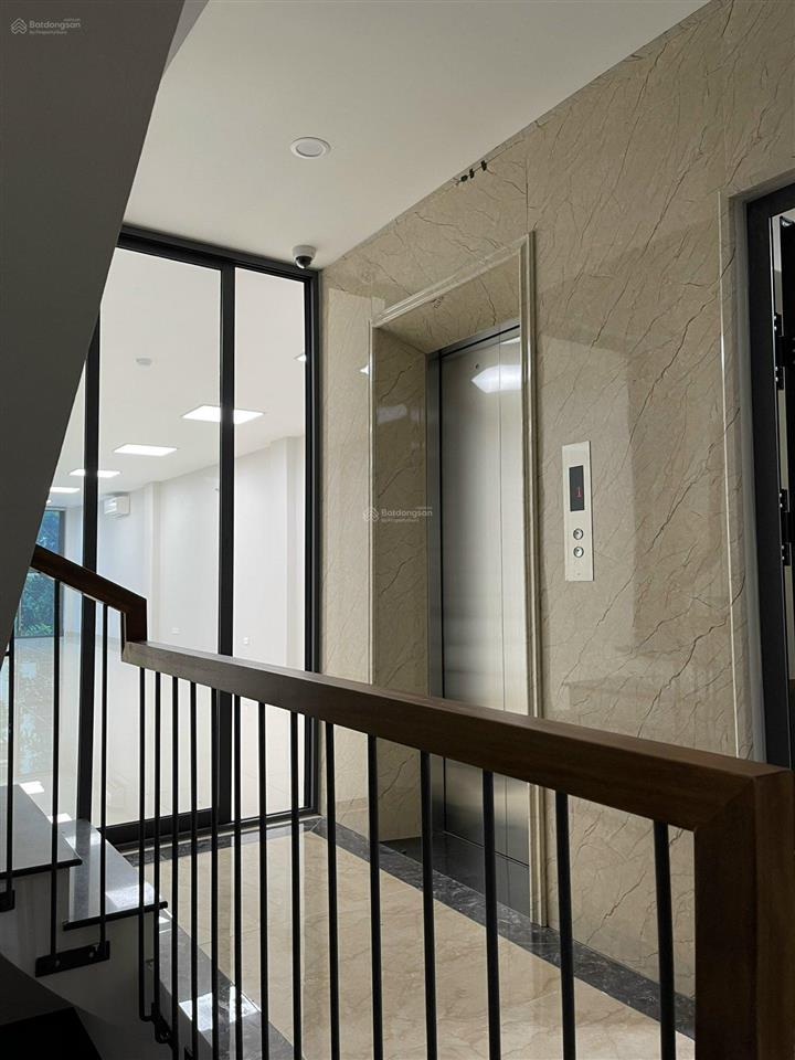 Em phúc gia lâm bán nhà mặt phố tại trâu quỳ, giá thỏa thuận, 90m2, 7 tầng  hot!