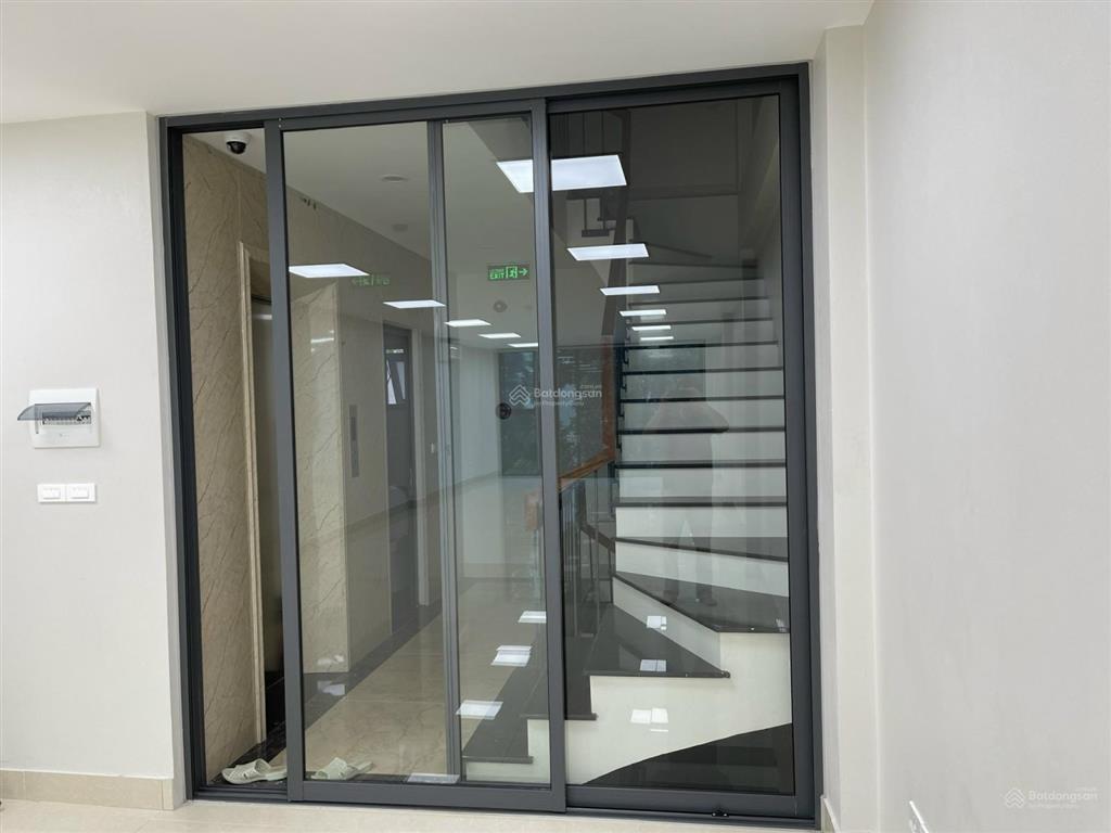 Em phúc gia lâm bán nhà mặt phố tại trâu quỳ, giá thỏa thuận, 90m2, 7 tầng  hot!