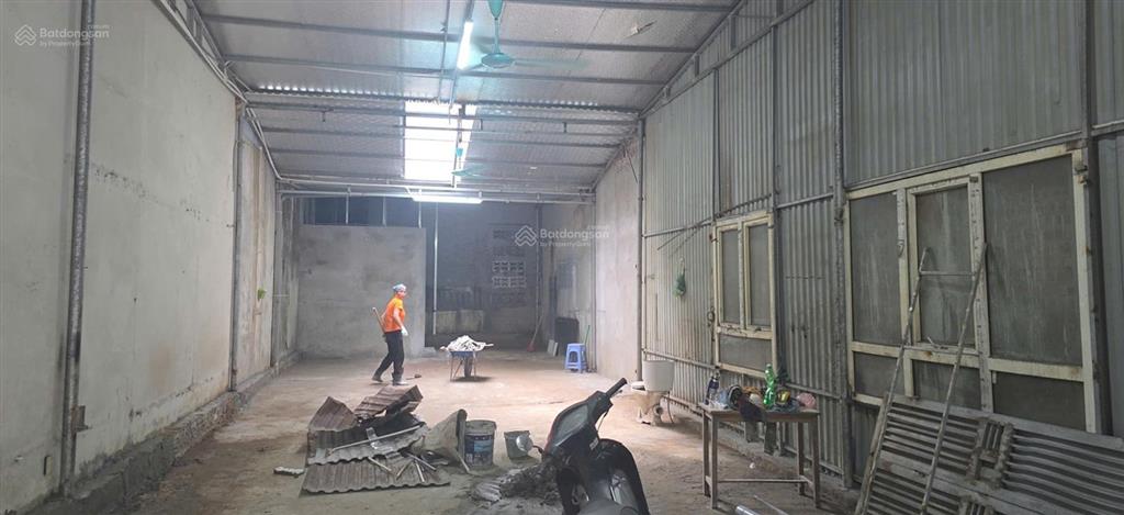 Em phúc gia lâm cho thuê kho, nhà xưởng ở thị trấn trâu quỳ, 10 triệu vnd, 110m2