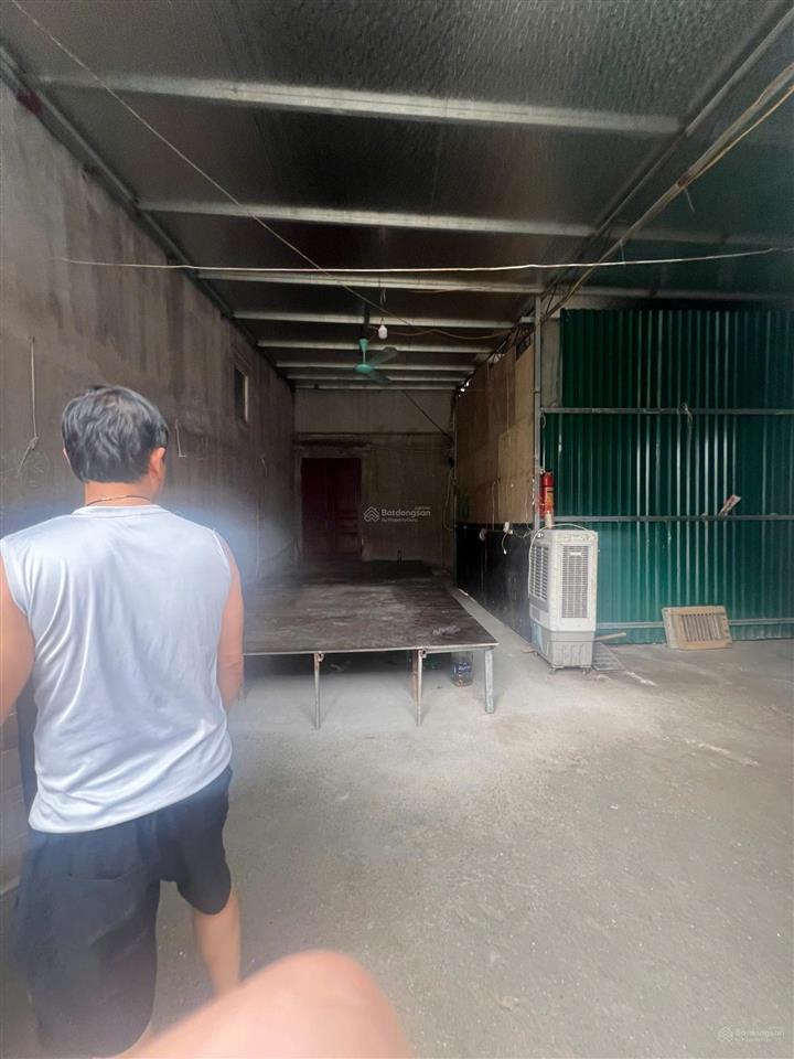 Em phúc gia lâm cho thuê kho, nhà xưởng ở thị trấn trâu quỳ, 10 triệu vnd, 110m2