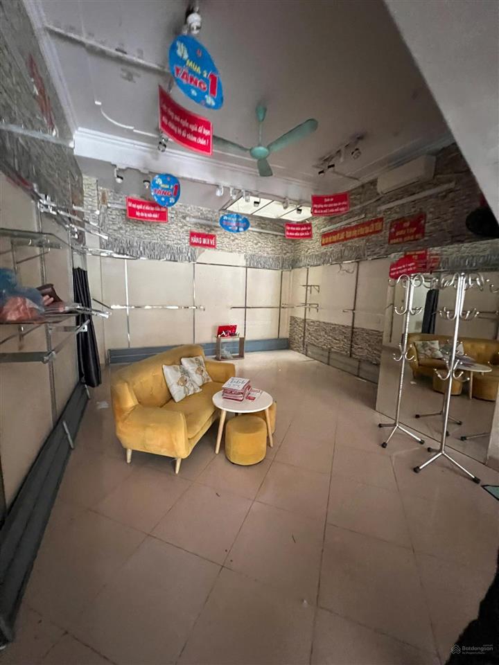 Em phúc gia lâm cho thuê np 4 tầng, 5m mặt tiền, 70m2 tại ngô xuân quảng, gia lâm, giá thỏa thuận