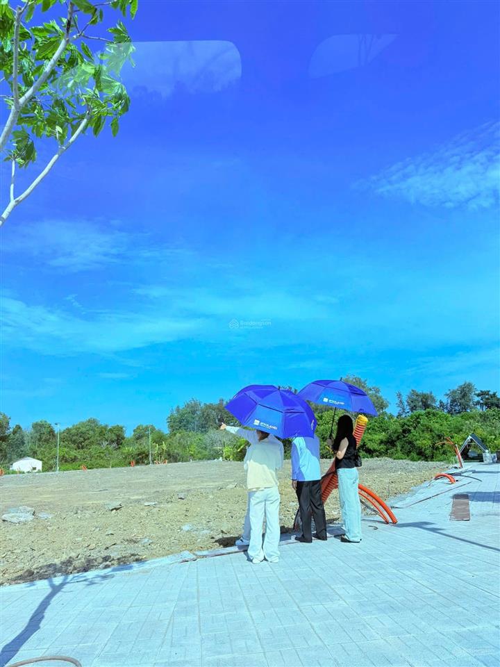 Chuẩn bị ra mắt đất nền xây khách sạn, dịch vụ liền kề đại đô thị vin cần giờ