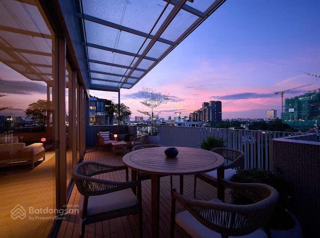 Bán nhà mặt phố quảng khánhxuân diệu. view hồ, vỉa hè. dòng tiền 4 tỷ/năm. có dư địa tăng trưởng
