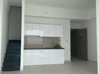 Bán căn duplex 2 tầng 117m2, 3pn, 3wc, sân vườn, chỉ 4.55 tỷ tại ricca q9