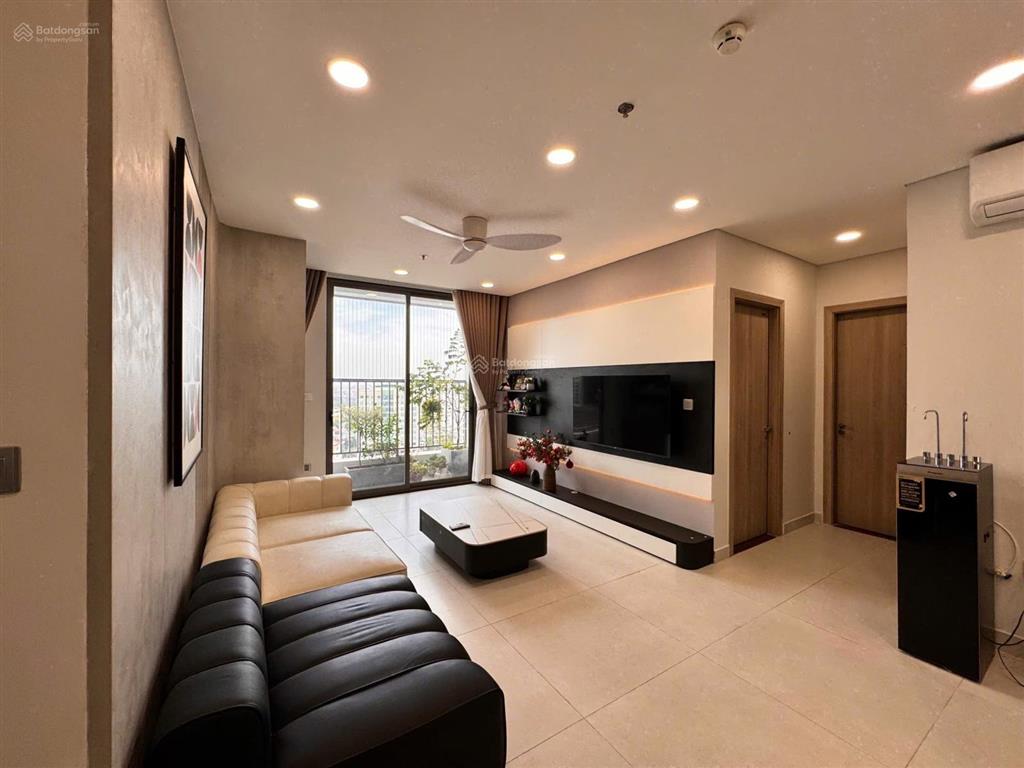Nhỉnh hơn 6 tỷ căn 2 ngủ 89m2 tại khai sơn city nội thất đẹp lung linh như hình ảnh.