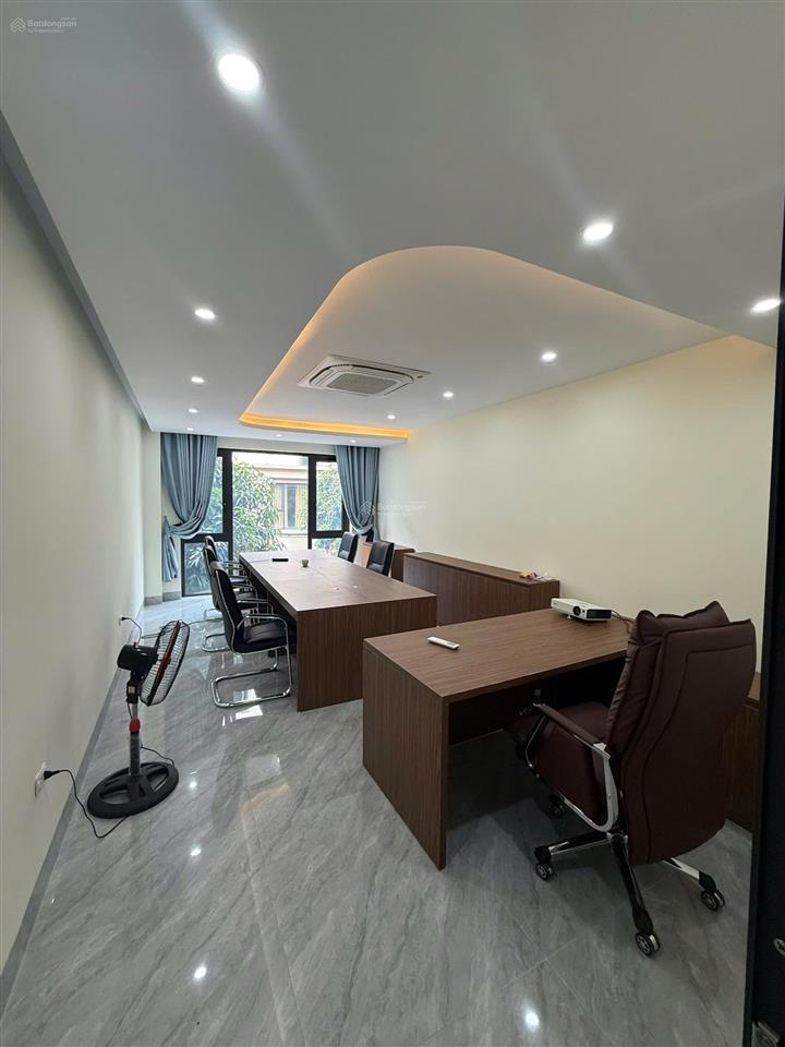 Cần bán nhanh căn liền kề tđ3 vinhomes oceanpark 3, hoàn thiện full, 9,3 tỷ có thương lượng