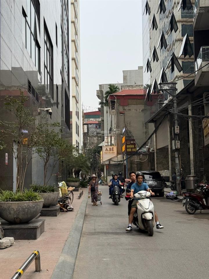 Nhà 44.1m2 oto tránh, vỉa hè rộng khu lê văn lương, phù hợp xây tòa văn phòng hoặc ccmn nhỉnh 19 tỷ