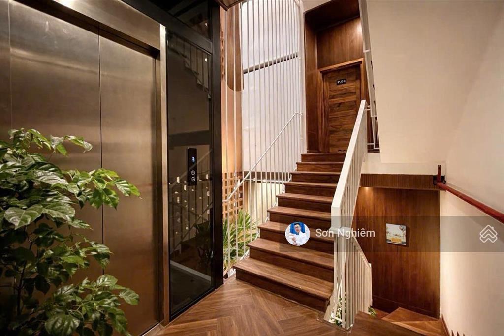 Apartment, lô góc 75m2 x 6 tầng, ô tô, thang máy, doanh thu 80tr/tháng ngay giải phóng nhỉnh 24 tỷ