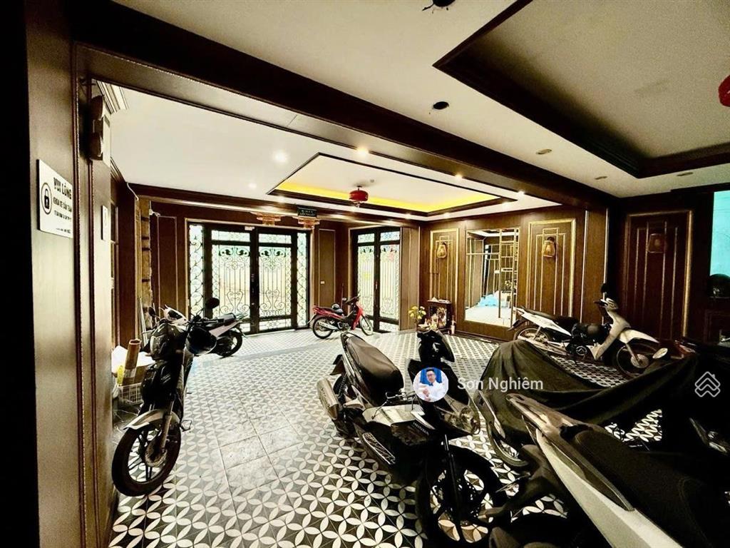 Nhà dòng tiền 110m2, lô góc ngay trần duy hưng, 22 phòng, 7 tầng, thang máy doanh thu 130triệu/th