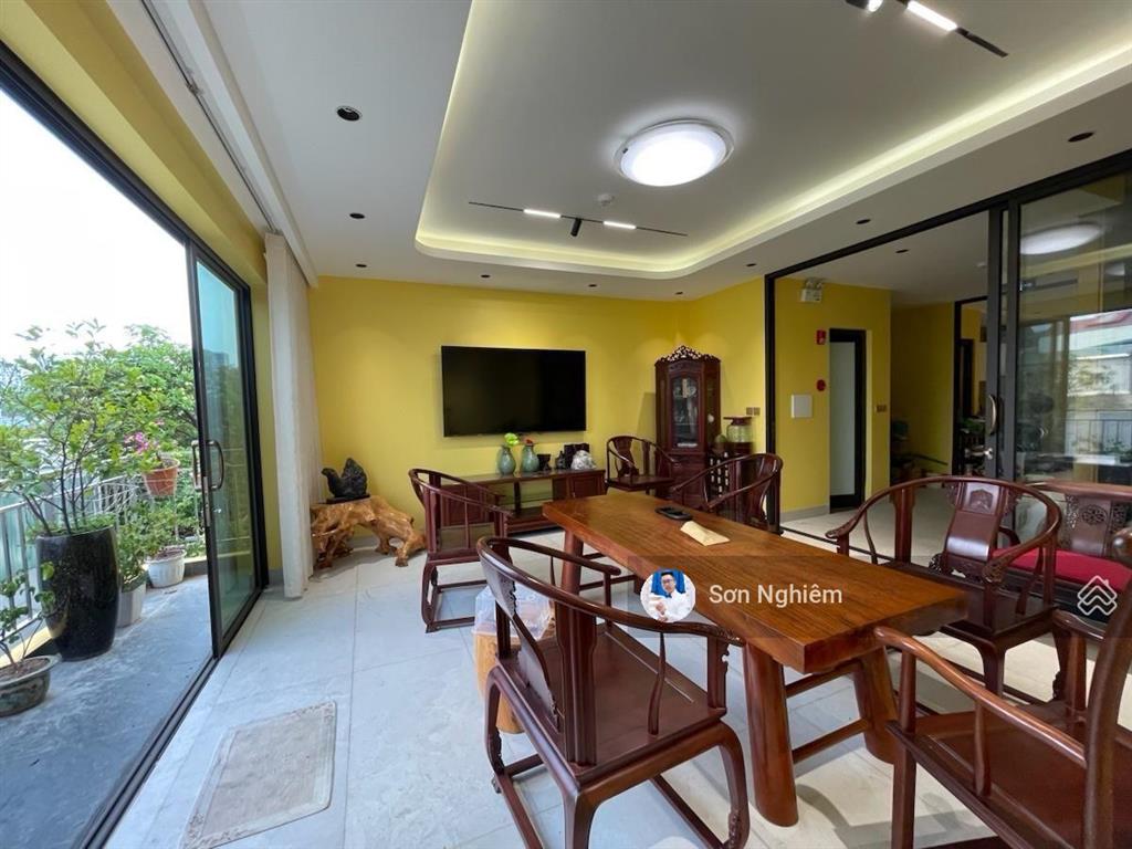 Hai bà trưng  phân lô  oto tránh  75m2 x 7 tầng thang máy  nhỉnh 23 tỷ