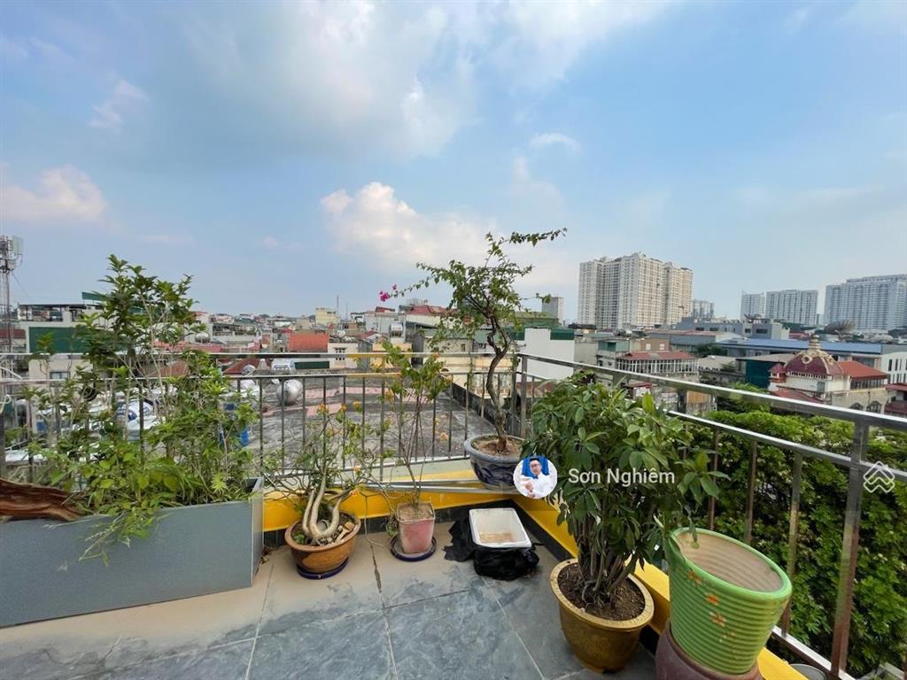 Hai bà trưng  phân lô  oto tránh  75m2 x 7 tầng thang máy  nhỉnh 23 tỷ