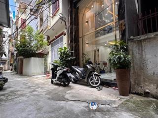 Bán nhà 6 tầng, 39m2 x 6 tầng ngay ngã tư sở nhỉnh 11 tỷ