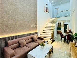 Nhà 2 tầng mt trần cao vân  nhà mới full nội thất, tiện kinh doanh