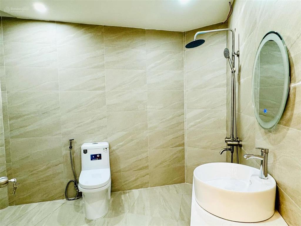 Nhà 2 tầng mt trần cao vân  nhà mới full nội thất, tiện kinh doanh