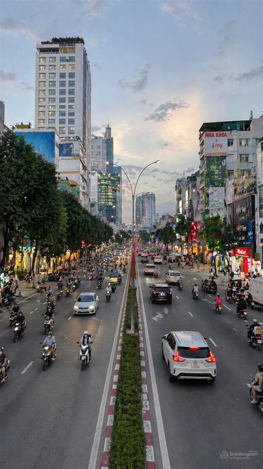 Nhà 3 tầng mt đường nguyễn văn linh , trục kinh doanh sầm uất bậc nhất đà nẵng