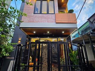 Nhà 3 tầng mt châu thượng văn  hải châu , full nội thất luxury giá chỉ 8tỷ650