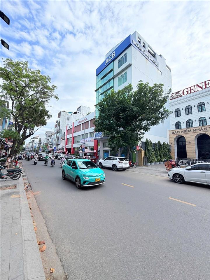 Chỉ với 12 tỷ 8 sở hữu ngay nhà 3 tầng mt hoàng diệu, đoạn 2 chiều gần acb bank