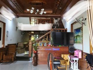 Cho thuê nhà mặt tiền 3 tầng đường lê quảng chí, hoà xuân, đà nẵng.  0963 642 ***
