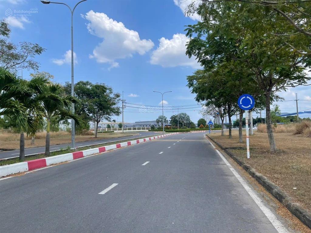 Lô đất 2 mặt tiền 30612m2 trong kcn giang điền hạn 8/2058 xây xưởng ok