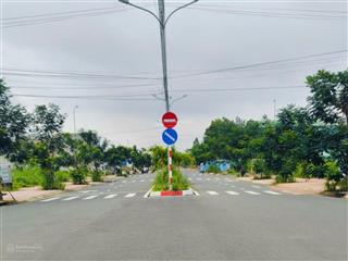 Đất tái định cư long đức long thành vị trí trục chính. đối diện trường học