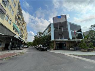 Bán 600m2 góc 3mặt tiền đường hiện hữu
vĩ hè3m đg nhựa 8m
khu dân cư hoá an, biên hoà 14x44m